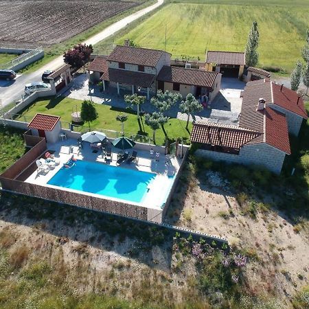 Complejo Rural Los Cachos Baterna Exterior photo